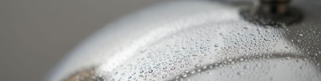 Reflets sur cloche en inox, rendu premium